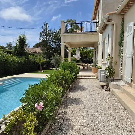 别墅 4 Bedrooms Pool Near Sea
